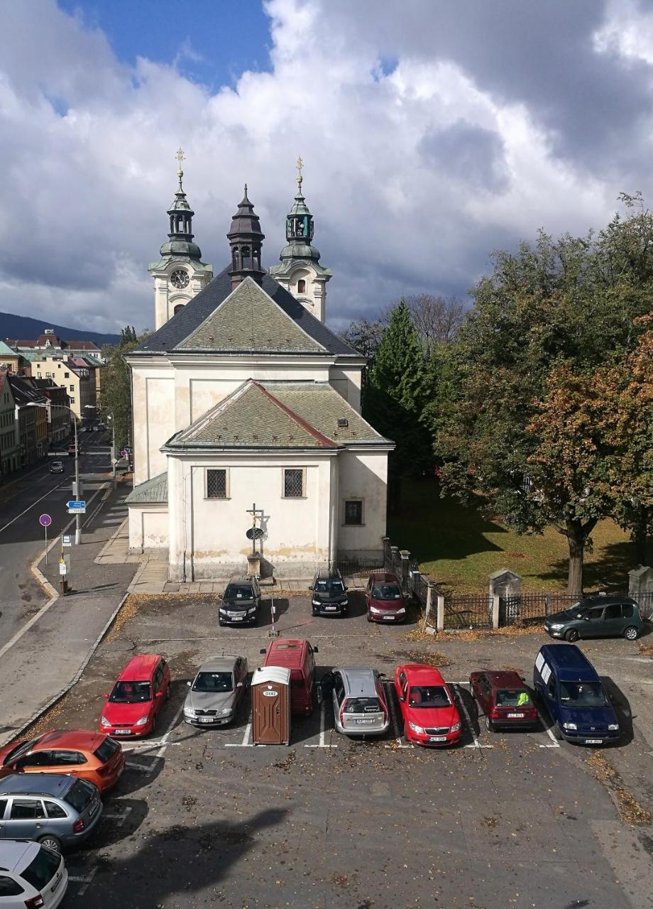 Svetobeznik Bed & Wine Hotell Liberec Exteriör bild